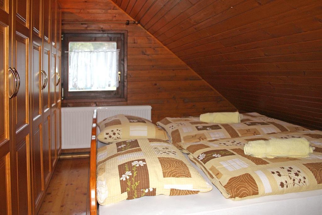 Apartments And Rooms Cerkovnik Бохинь Экстерьер фото