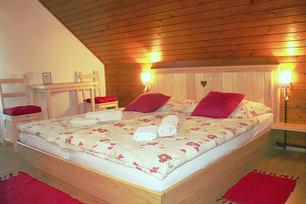 Apartments And Rooms Cerkovnik Бохинь Экстерьер фото